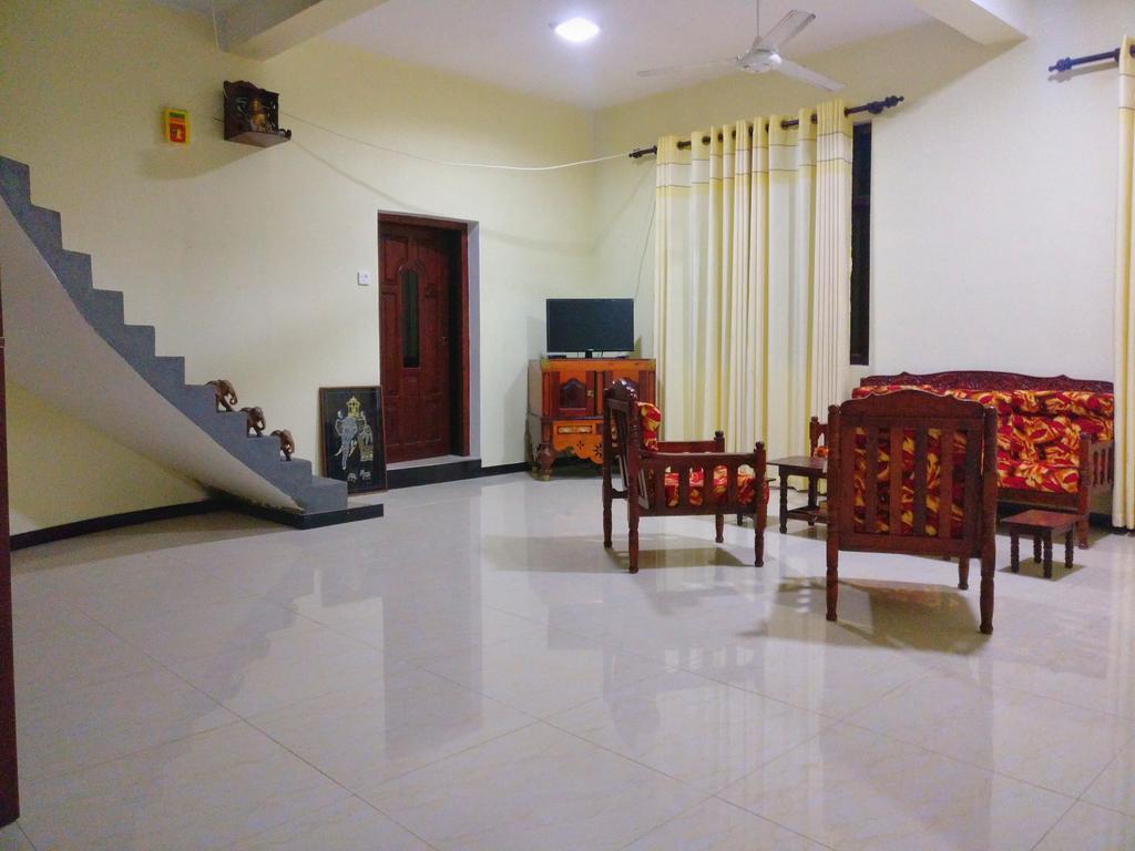 Villa Happy Home Bentota Oda fotoğraf